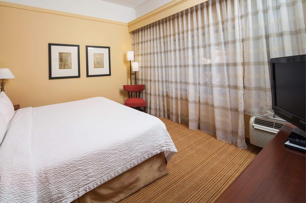 Courtyard By Marriott Valdosta Hotell Eksteriør bilde